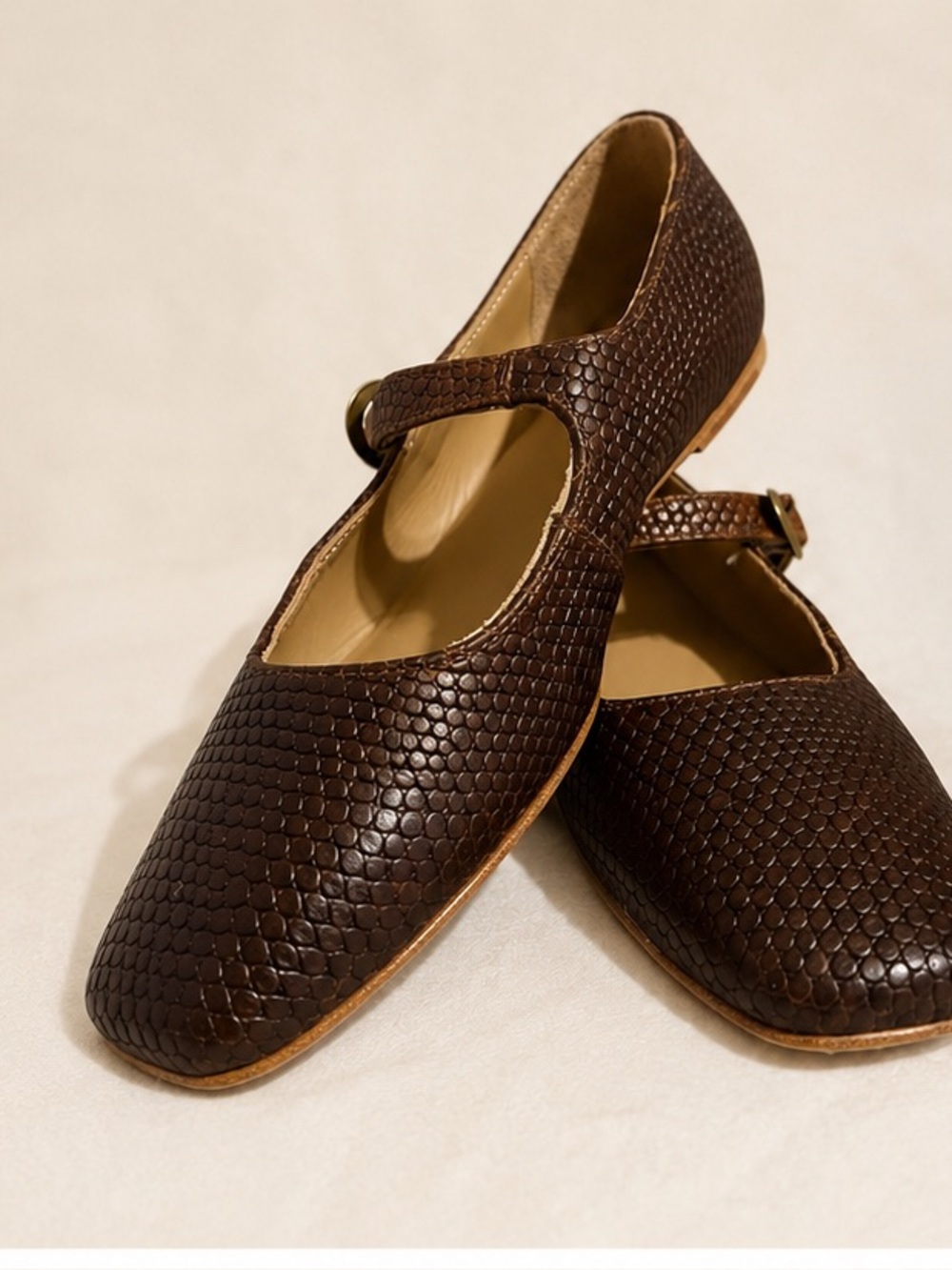 Nisolo Lola Chocolate Brown Embossed Leather Mary Jane Square Toe Flats Size 7 - Picture 4 of 5